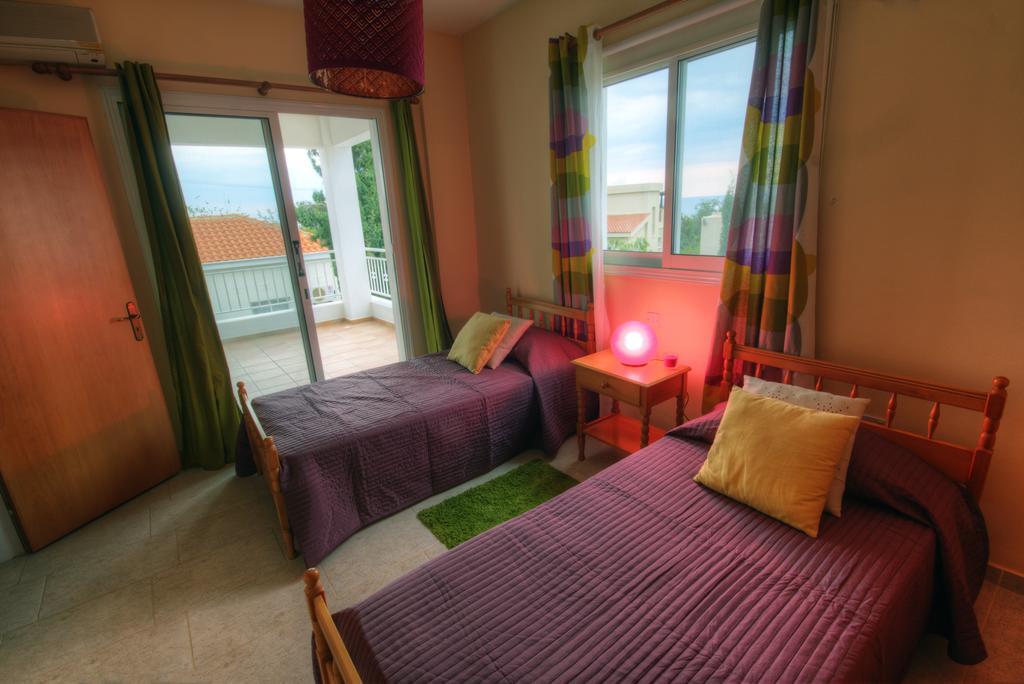 Villa Athina Pafos Oda fotoğraf