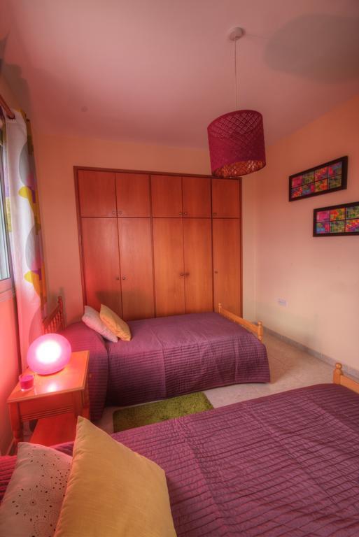 Villa Athina Pafos Oda fotoğraf